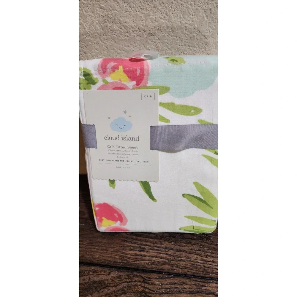 100% Cotton Fitted Crib Sheet "Water Color Floral" Cloud Island-NEW! - Picture 1 of 4